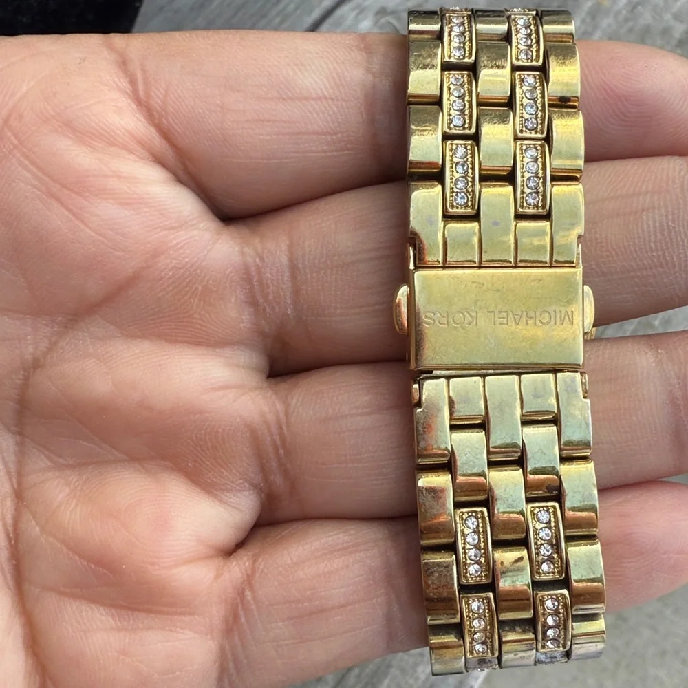 Michael Kors chic michael
